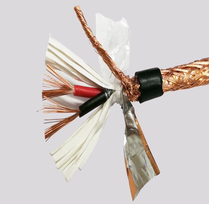 環(huán)市牌電纜線(xiàn)纜廠家告訴大家該怎么安全使用插頭線(xiàn)呢